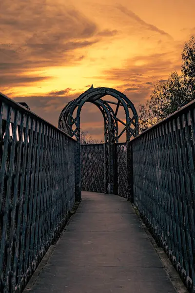 bridge over the rileroad in the city