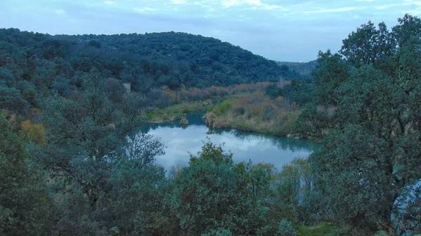Małe Jezioro Hiszpanii Południe Jesienią — Zdjęcie stockowe