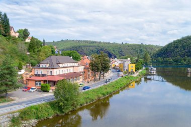 Nehir manzarası ve Belarus 'un başkenti