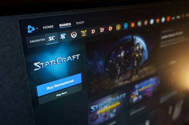 Dnipro, Ukrayna - 25 Temmuz 2023: Battle.net uygulamasındaki StarCraft logosunu kapatın. Blizzard Battle.net, Blizzard tarafından geliştirilen çevrimiçi oyun platformudur..