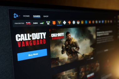 Dnipro, Ukrayna - 25 Temmuz 2023: Call of Duty Vanguard uygulamasındaki Call of Duty Vanguard logosunu kapat. Blizzard Battle.net, Blizzard tarafından geliştirilen çevrimiçi oyun platformudur..