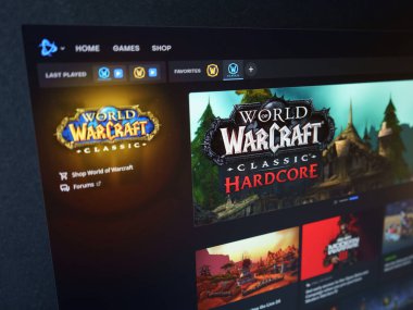 Dnipro, Ukrayna - 23 Ağustos 2023: World of Warcraft lassic logosunu Battle.net uygulamasında kapatın. Blizzard Battle.net, Blizzard tarafından geliştirilen çevrimiçi oyun platformudur..
