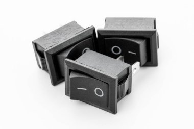 Siyah Kayalık Anahtarları Beyaz Arkaplanda İzole Edildi