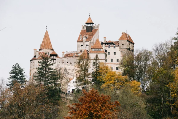 stock image The famous medieval Bran Castle, known as Dracula Castle, in Transylvania