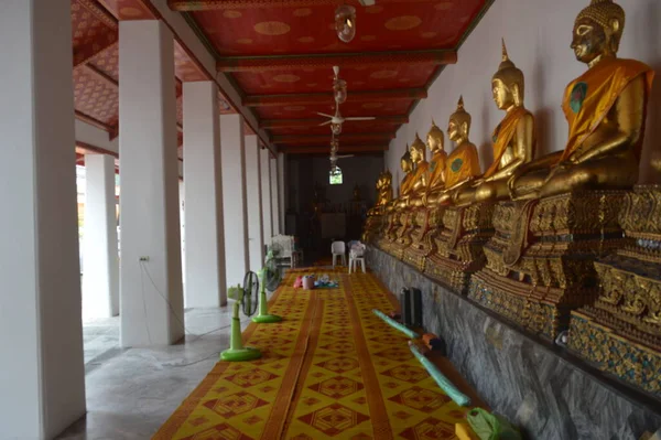Wat Phra Chetuphon Tapınağı, Tayland