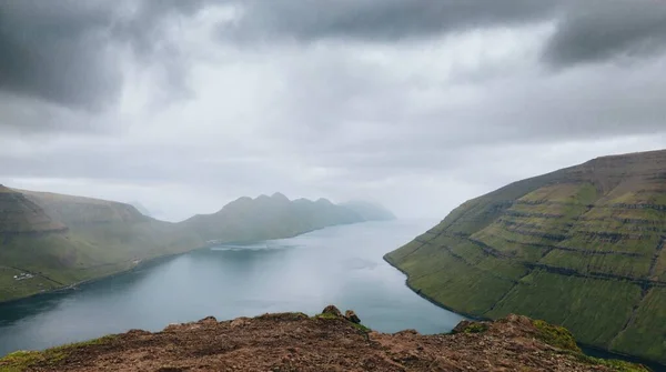 Vistas Kunoy Kalsoy Klakkur Nas Ilhas Faroé — Fotografia de Stock