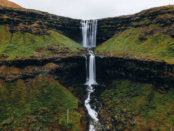 Wodospad Fossa Widziany Wyspach Owczych — Zdjęcie stockowe