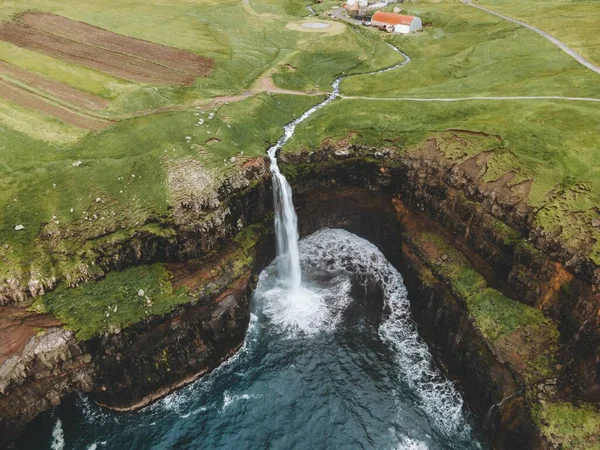 Водопад Мулафоссур Близ Гасадалура Фарерских Островах — стоковое фото