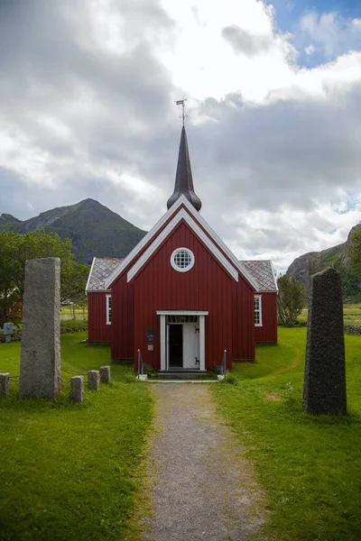 Flakstad Igreja Nas Ilhas Lofoten Noruega — Fotografia de Stock