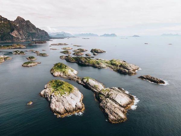 挪威Lofoten群岛Henningsvaer的观点 — 图库照片