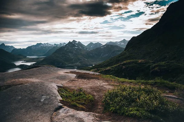 挪威Lofoten群岛周围的意见 — 图库照片
