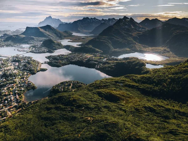 Απόψεις Της Svolvaer Στις Νήσους Lofoten Στη Νορβηγία — Φωτογραφία Αρχείου