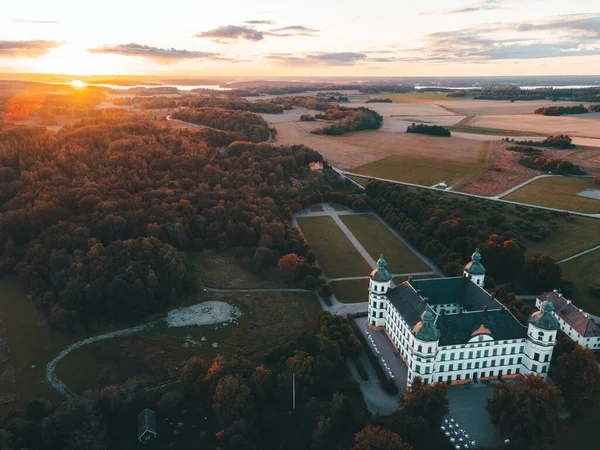 Zamek Skokloster Zachodzie Słońca Drone Szwecji — Zdjęcie stockowe