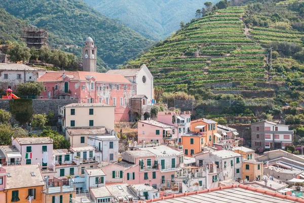 Вид Вернадцу Чинкве Терре Италия — стоковое фото
