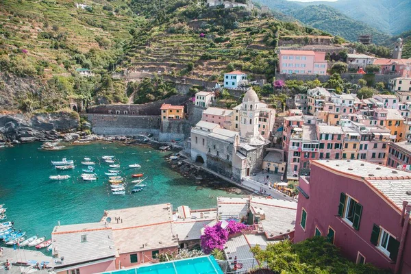 Απόψεις Της Vernazza Στο Cinque Terre Ιταλία — Φωτογραφία Αρχείου