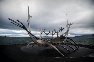 Reykjavik, İzlanda 'daki Güneş Voyager heykeli.