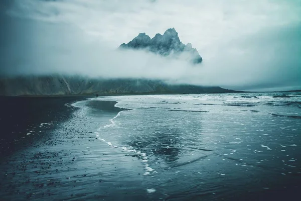 Zlanda Nın Güney Kıyısındaki Vestrahorn Dağı — Stok fotoğraf