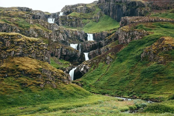Cascadas Klifbrekkufossar Este Islandia — Foto de Stock