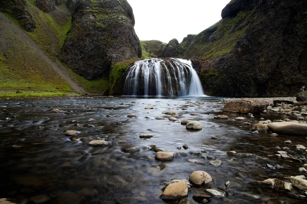 Wodospad Stjornarfoss Południowym Wybrzeżu Islandii — Zdjęcie stockowe