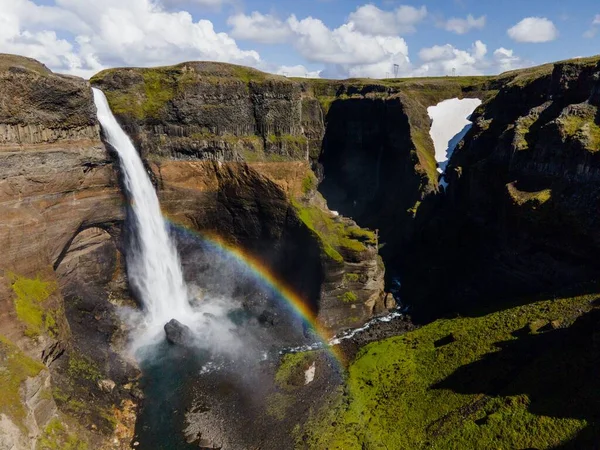 Водопад Хайфосс Горах Исландии — стоковое фото