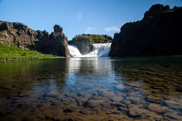 Hjalparfoss Vízesés Izland Felföldjein — Stock Fotó