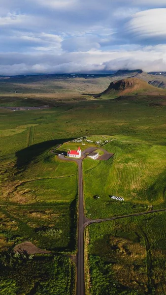 Igreja Ingjaldsholskirkja Península Snaefellsness Islândia — Fotografia de Stock