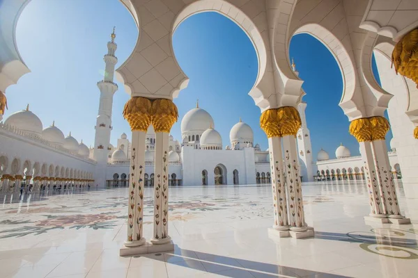 Widok Całego Meczetu Szejka Zayeda Abu Zabi — Zdjęcie stockowe