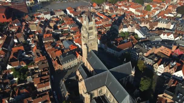 Собор Святого Сальвадора Брюгге Бельгія Drone — стокове відео
