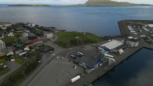 Vlucht Torshavn Faeröer Drone — Stockvideo