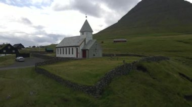 Faroe Adalarındaki Vidoy 'daki Vidareidi Kilisesi.
