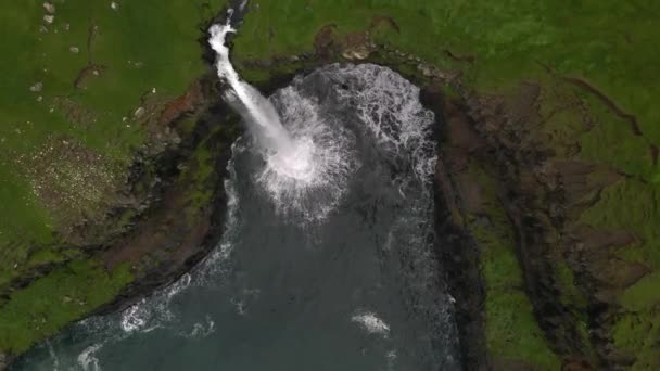 Drone Faroe Islands Vagar Mulafossur Waterfall — 비디오