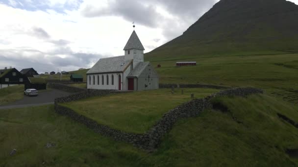 Eglise Vidareidi Sur Vidoy Dans Les Îles Féroé Par Drone — Video