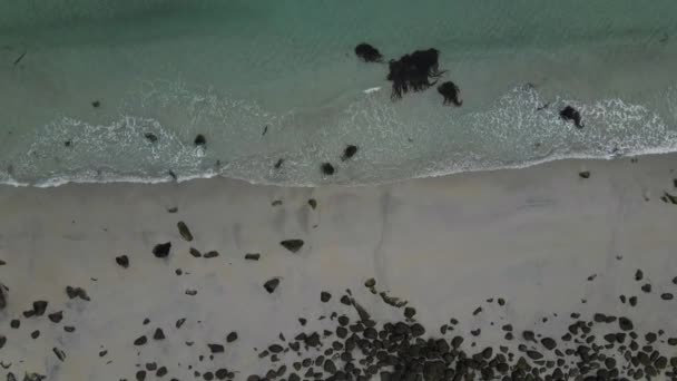 Uttakleiv Beach Lofoten Noorwegen Drone — Stockvideo