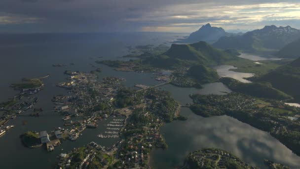 ドローンによるノルウェーのロフテン島の奴隷 — ストック動画