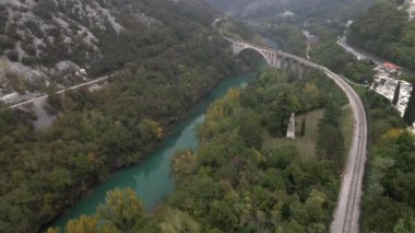 İHA 'nın Slovenya' daki Solkan Köprüsü 