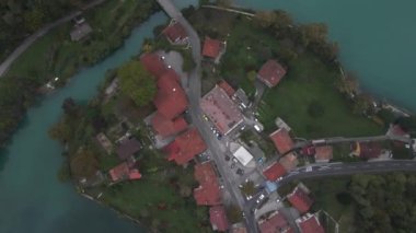 Drone 'un Slovenya' daki En Fazla na Soci şarkısı