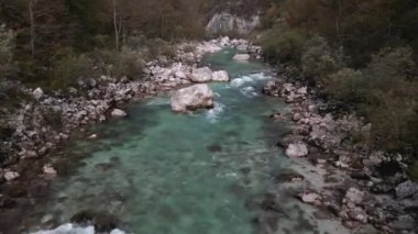 İHA 'nın Slovenya' daki Soca Nehri geçişi