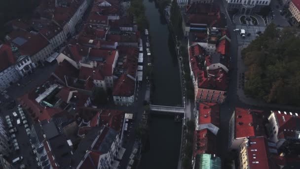 Drone Fly Στη Λιουμπλιάνα Της Σλοβενίας — Αρχείο Βίντεο
