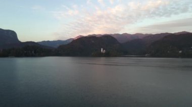 İHA 'nın Slovenya' daki Bled Gölü