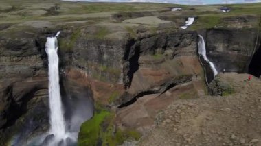 Drone 'dan Haifoss Şelalesi İzlanda