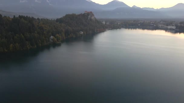Fly Της Λίμνης Bled Από Drone Στη Σλοβενία — Αρχείο Βίντεο