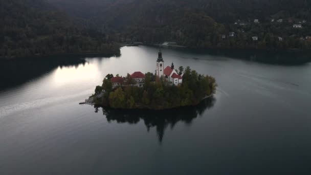 Pilgrimage Church Assumption Mary Lake Bled Slovenia Drone — стокове відео