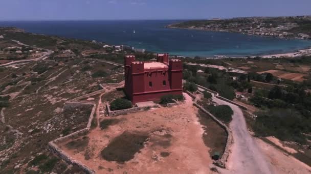 Torre Vermelha Malta Por Drone — Vídeo de Stock
