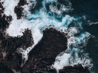 Pico 'daki San Roque' un insansız hava aracı görüntüsü, Azores.