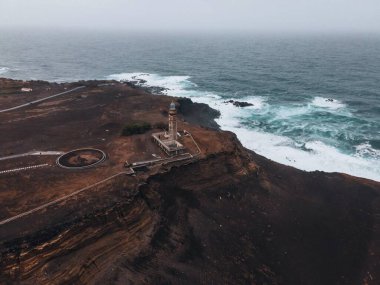 Faial, Azores 'deki Capelinhos' un insansız hava aracı görüntüsü.