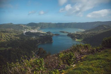 Sao Miguel 'deki Sete Cidades manzarası, Azorelar.