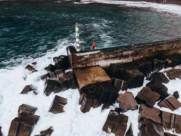 Drone View Waves Crash Seixal Pier Madera Portugalia — Zdjęcie stockowe
