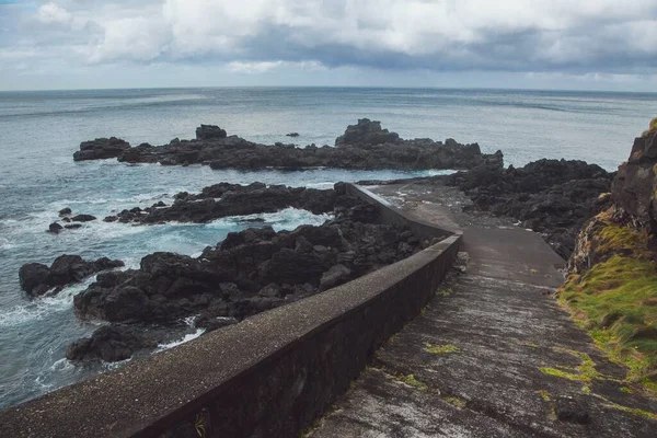 Погляд Понта Кошта Сан Мігелі Азорські Острови — стокове фото