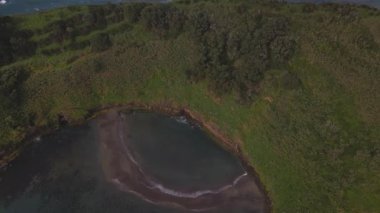 Sao Miguel 'deki Vila Franca adası, İHA 4' ten Azores.