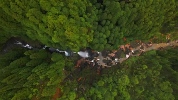 Каската Дас Ломбадас Водопад Сан Мигеле Азорские Острова Дроне — стоковое видео